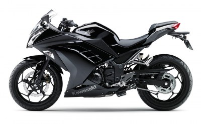 2013-kawasaki-ninja300abs1