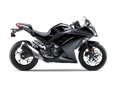2013-kawasaki-ninja300abs9