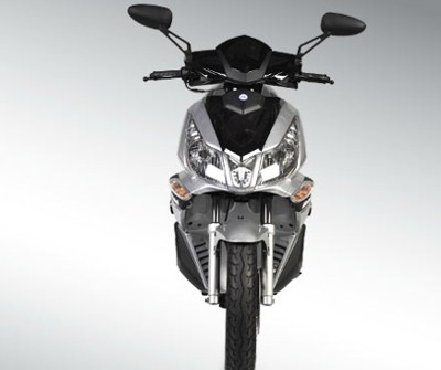 scooters-strato-150-02